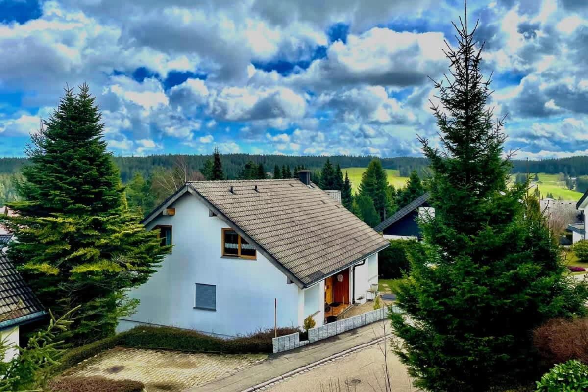 Auszeit Apartment Black Forest: Nature Retreat with Indoor Pool and Sauna Schoenwald im Schwarzwald Exterior photo